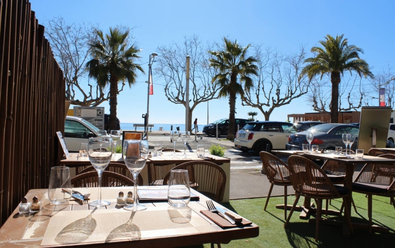 restaurant bord de mer fréjus - restaurant ambiance frejus - steakhouse frejus